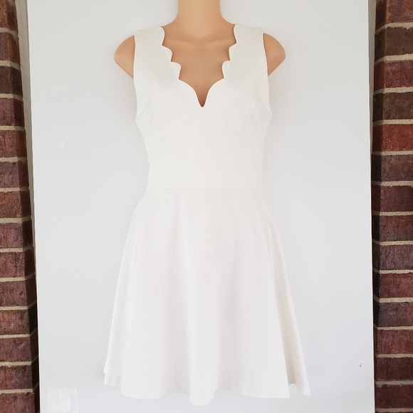 love...ady Dresses & Skirts - Love...Ady | Scalloped V-Neck Dress White Sleeveless Size Large